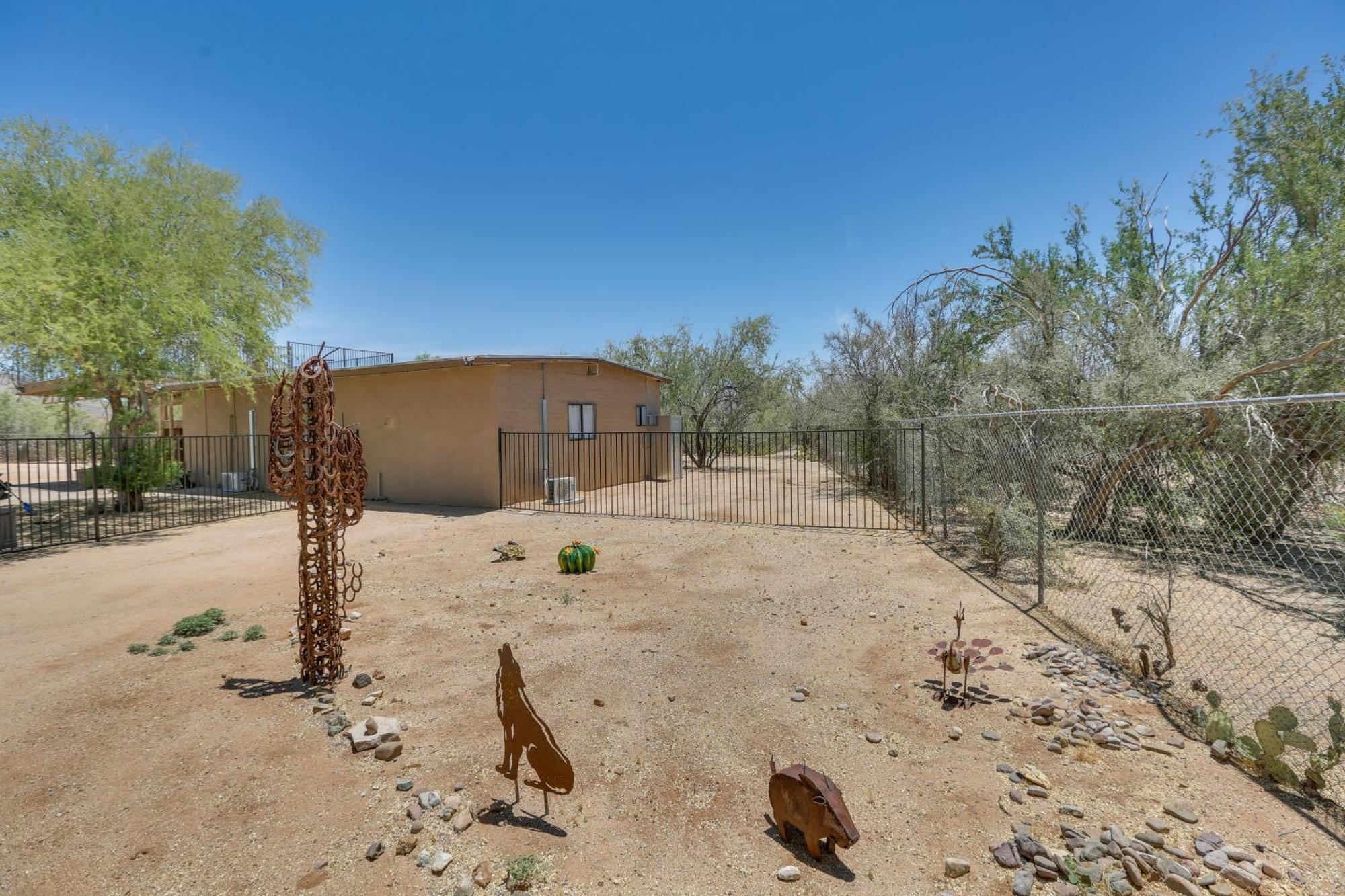 Oro Valley Retreat With Pool, Spa And Rooftop Views! Bagian luar foto